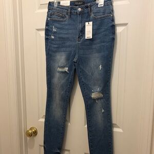 Judy Blue Medium Blue Distressed Skinny Jeans